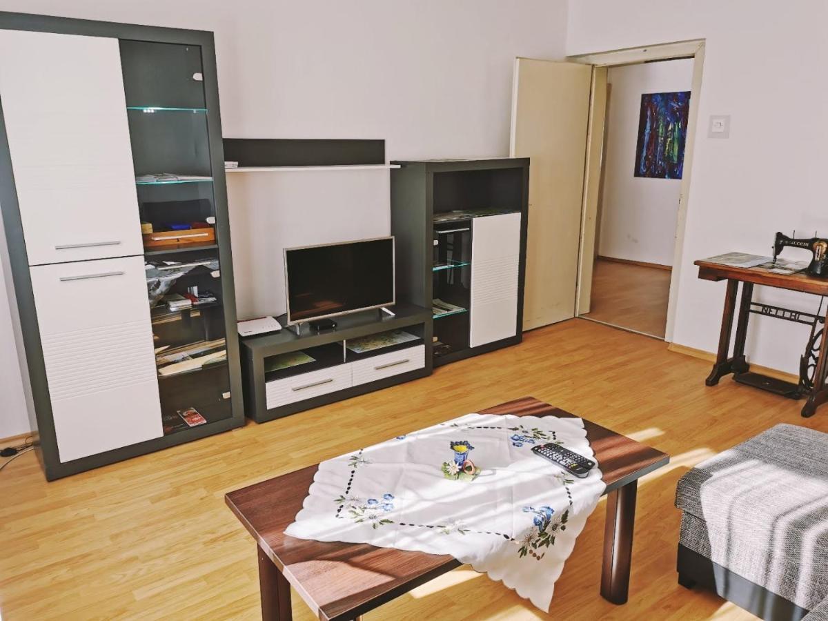Apartma Rekar - A House, Where You Can Relax In The Embrace Of Nature เยเซนิตเซ ภายนอก รูปภาพ