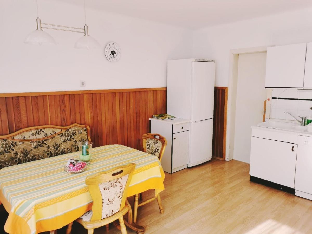 Apartma Rekar - A House, Where You Can Relax In The Embrace Of Nature เยเซนิตเซ ภายนอก รูปภาพ